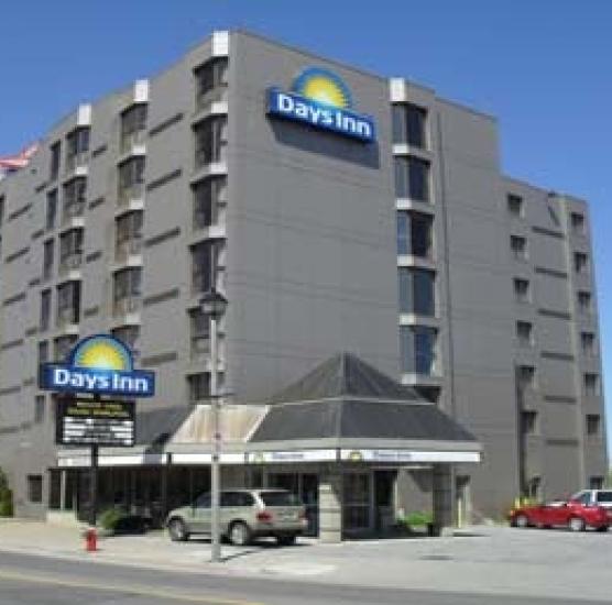 Days Inn - Near the Falls
